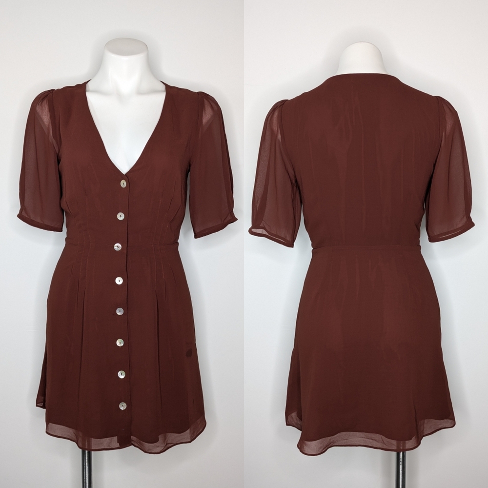 NWT Wilfred Aritzia rust brown v neck button up short sleeve dress S